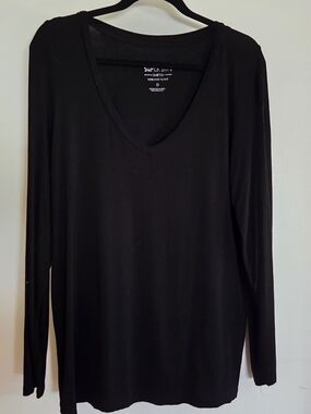 torrid Black V-Neck Long Sleeve Top